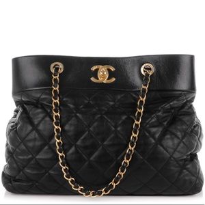 Chanel soft elegance tote